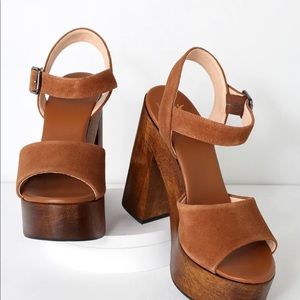 Lulu’s BRAND NEW Brown Platform Chunky Heels